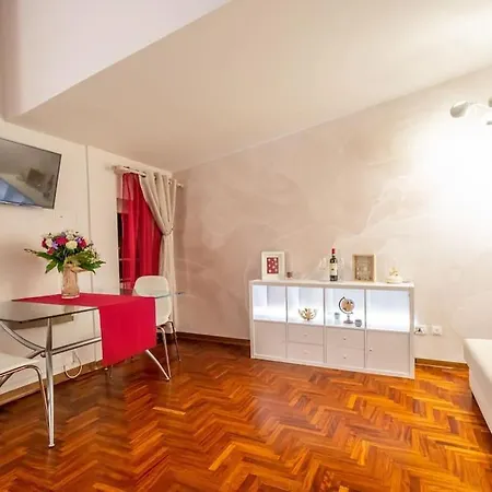 Bloom - Colosseo Apartmán